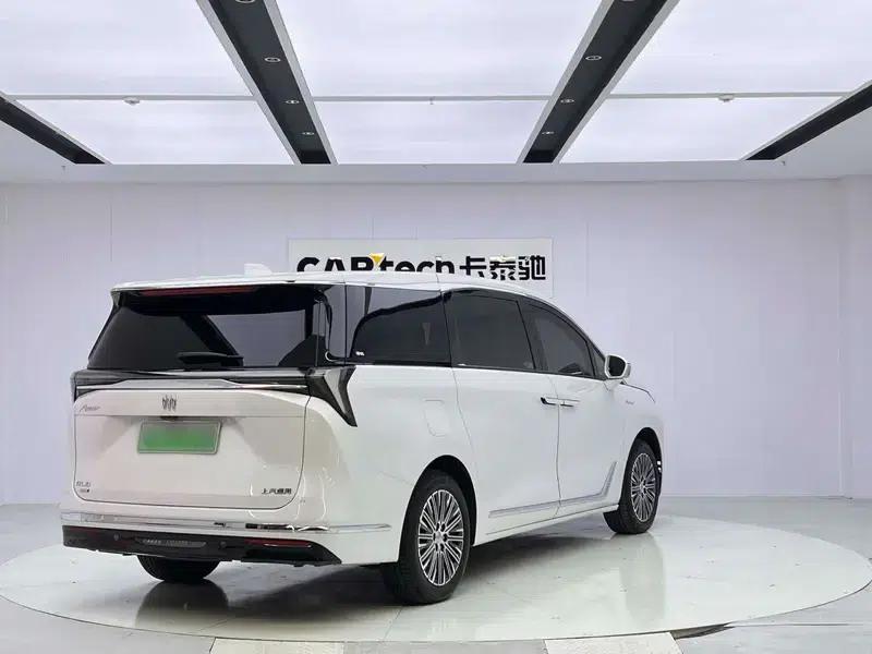 Buick GL8 PHEV 2024 Luxury 1.5T Premium Edition — миниатюра 7
