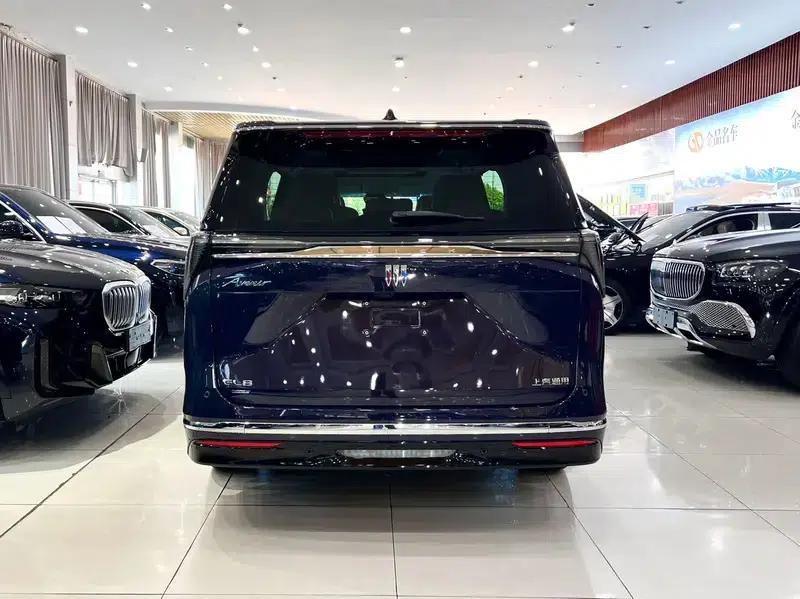 Buick GL8 PHEV 2026 Luxury Edition 1.5T — миниатюра 3