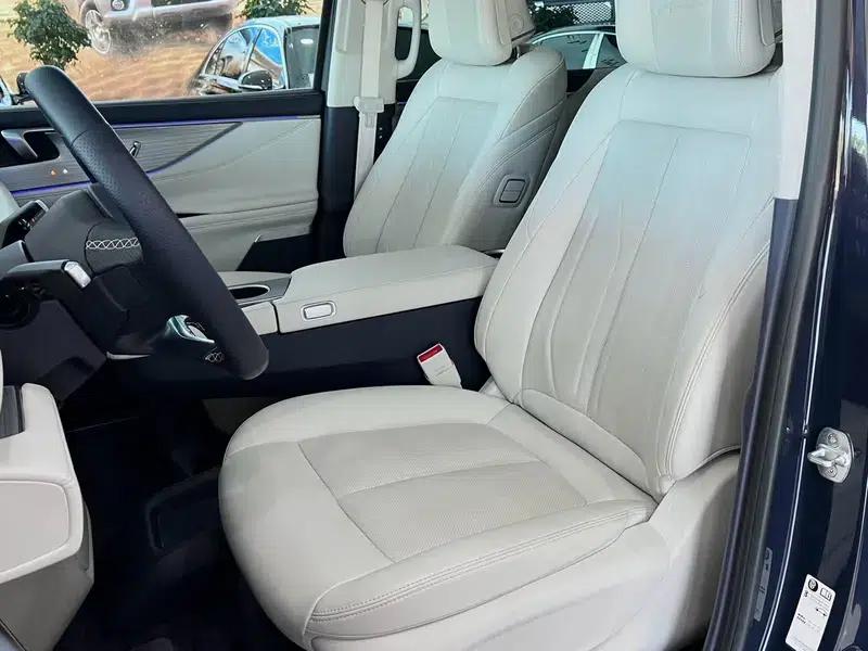 Buick GL8 PHEV 2026 Luxury Edition 1.5T — миниатюра 25