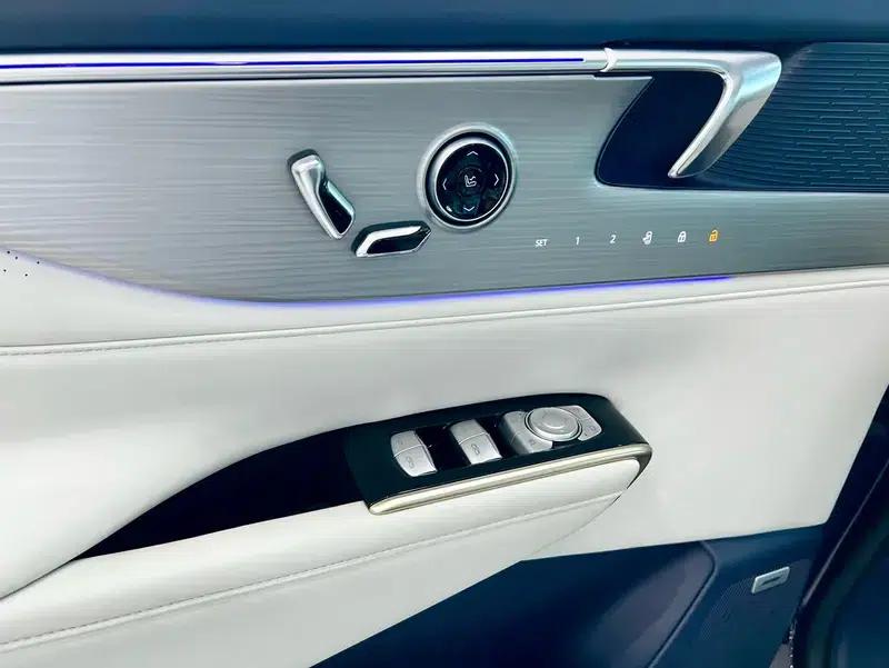 Buick GL8 PHEV 2026 Luxury Edition 1.5T — миниатюра 29