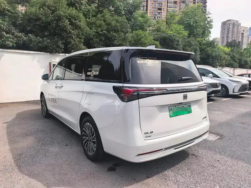 Buick GL8 PHEV 2025 Land Cruiser 1.5T Premium Edition — миниатюра 3