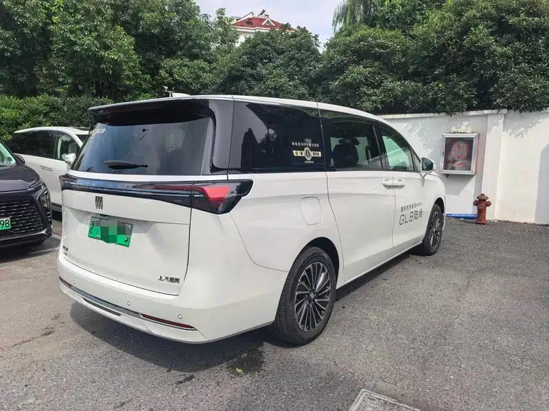 Buick GL8 PHEV 2025 Land Cruiser 1.5T Premium Edition — миниатюра 4