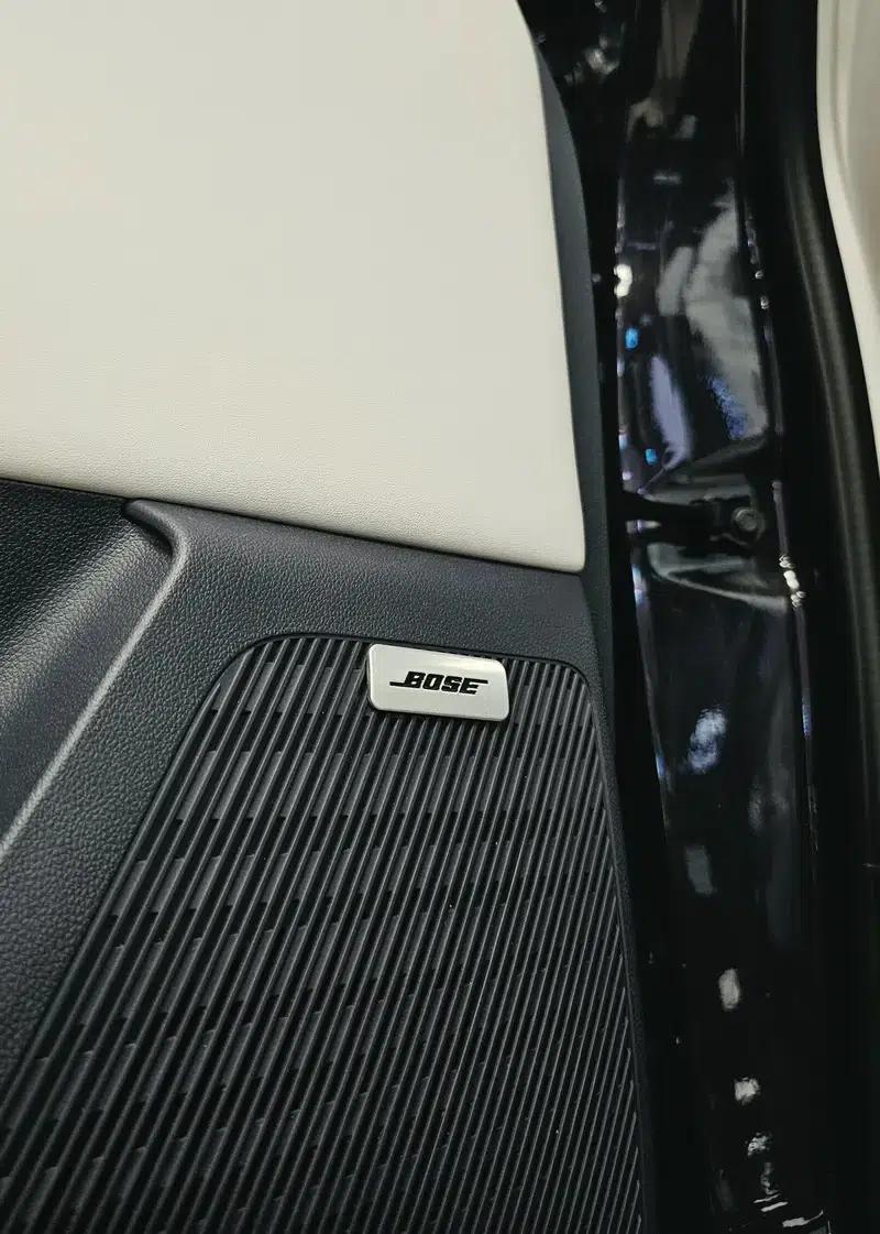 Buick GL8 PHEV 2024 Luxury 1.5T 7-Seat Edition — миниатюра 8