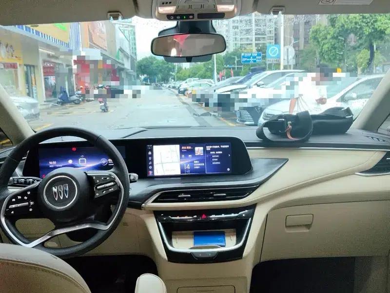 Buick GL8 PHEV 2025 Land Cruiser 1.5T Premium Edition — миниатюра 11
