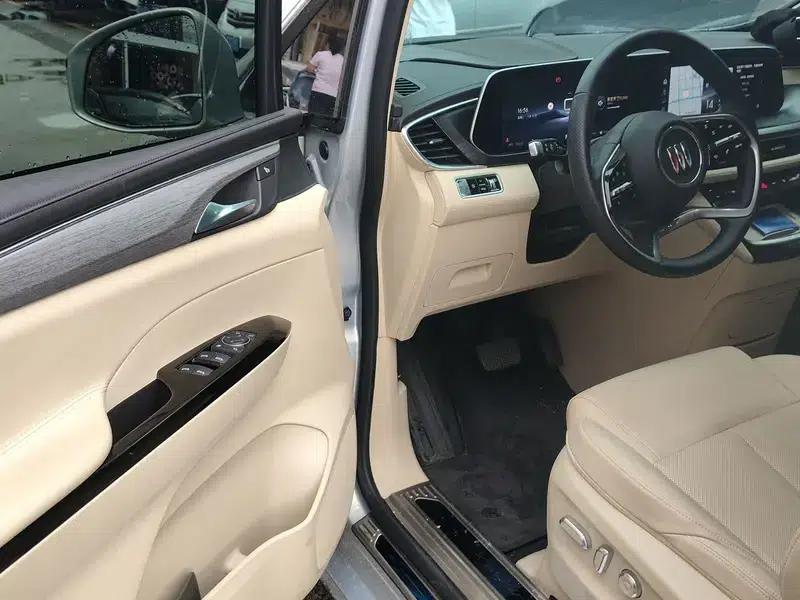 Buick GL8 PHEV 2025 Land Cruiser 1.5T Premium Edition — миниатюра 15