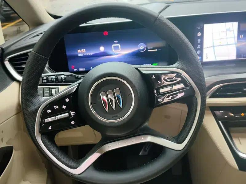 Buick GL8 PHEV 2025 Land Cruiser 1.5T Premium Edition — миниатюра 10