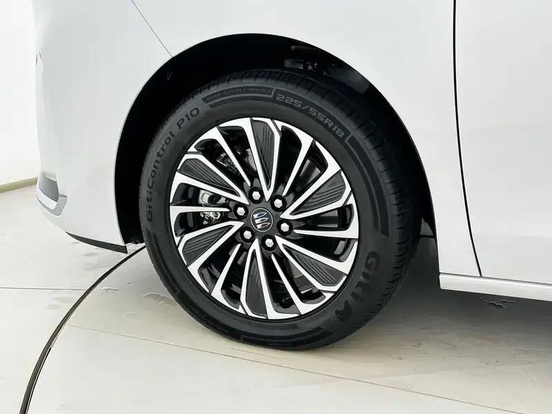 Buick GL8 PHEV 2025 Land Cruiser 1.5T Premium Edition — миниатюра 4