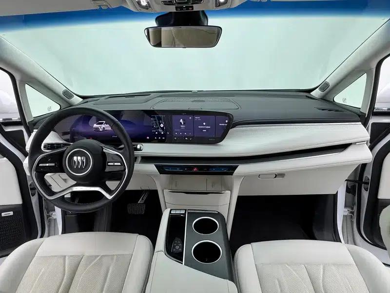 Buick GL8 PHEV 2024 Luxury 1.5T Premium Edition — миниатюра 14