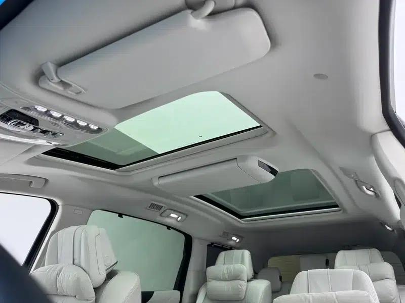 Buick GL8 PHEV 2024 Luxury 1.5T Premium Edition — миниатюра 25