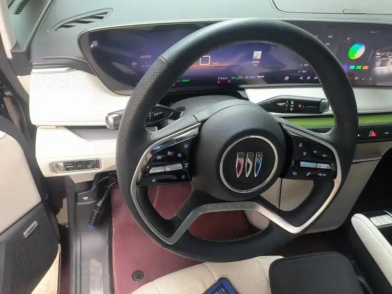 Buick GL8 PHEV 2024 Luxury 1.5T 7-Seat Edition — миниатюра 11