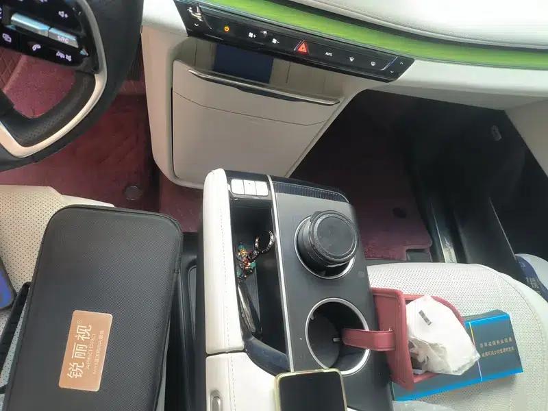 Buick GL8 PHEV 2024 Luxury 1.5T 7-Seat Edition — миниатюра 14