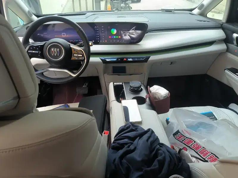 Buick GL8 PHEV 2024 Luxury 1.5T 7-Seat Edition — миниатюра 10