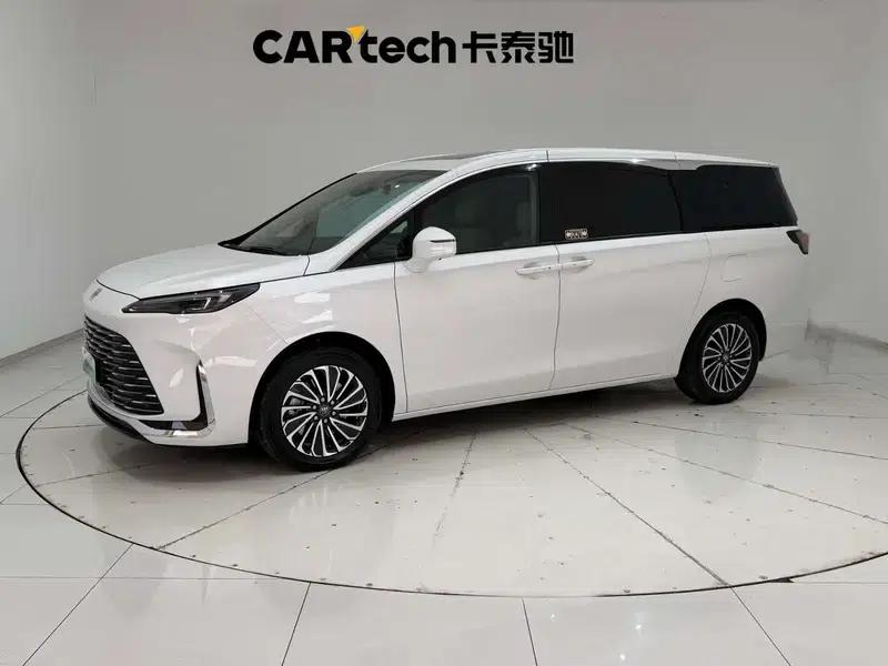 Buick GL8 PHEV 2025 Land Cruiser 1.5T Premium Edition — миниатюра 1