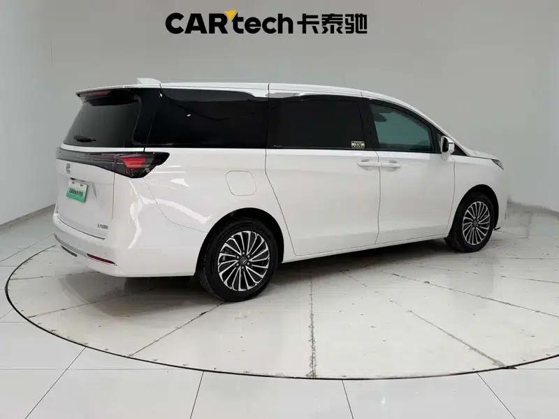Buick GL8 PHEV 2025 Land Cruiser 1.5T Premium Edition — миниатюра 17