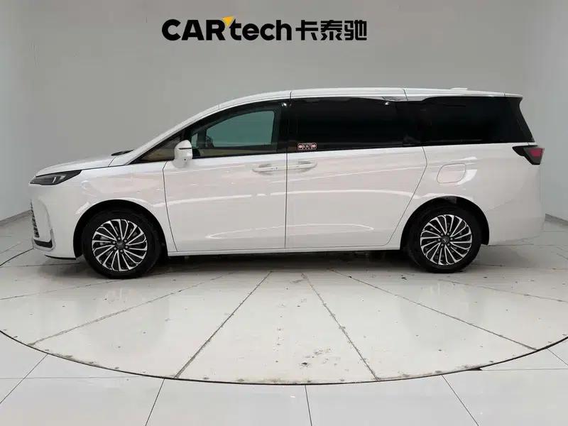 Buick GL8 PHEV 2025 Land Cruiser 1.5T Premium Edition — миниатюра 4