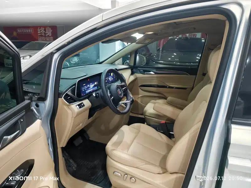 Buick GL8 PHEV 2025 Land Cruiser 1.5T Premium Edition — миниатюра 15