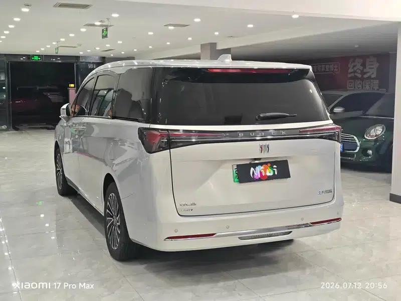 Buick GL8 PHEV 2025 Land Cruiser 1.5T Premium Edition — миниатюра 4