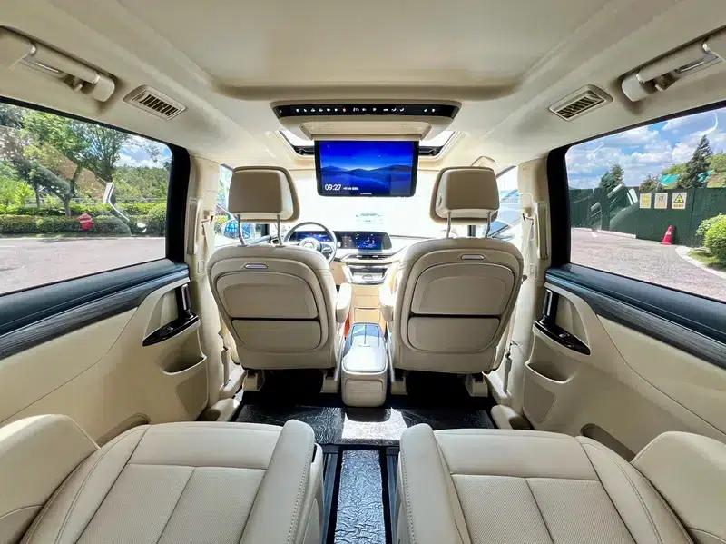 Buick GL8 PHEV 2025 Land Cruiser 1.5T Premium Edition — миниатюра 12