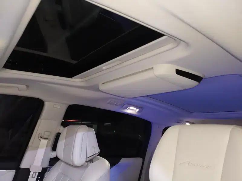 Buick GL8 PHEV 2024 Luxury 1.5T Premium Edition — миниатюра 18