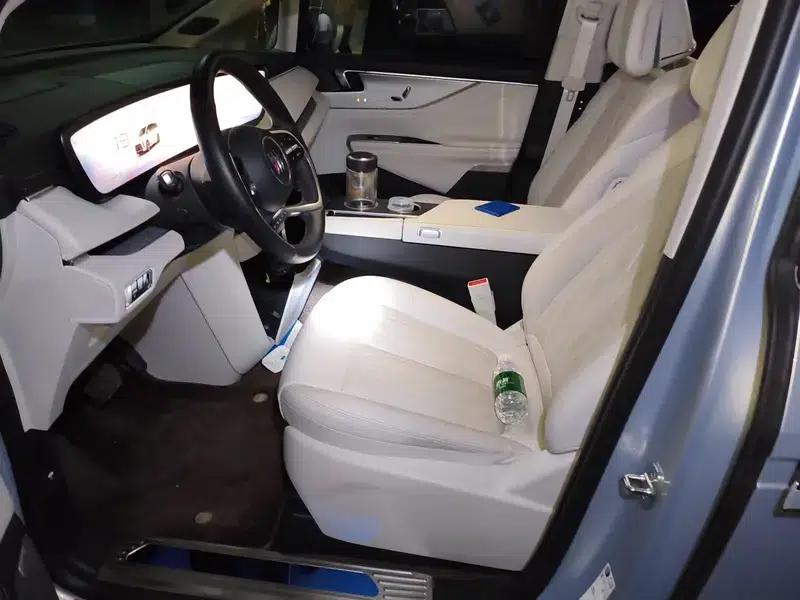 Buick GL8 PHEV 2024 Luxury 1.5T Premium Edition — миниатюра 7