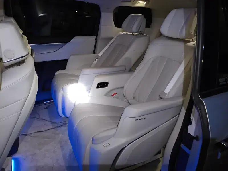 Buick GL8 PHEV 2024 Luxury 1.5T Premium Edition — миниатюра 9