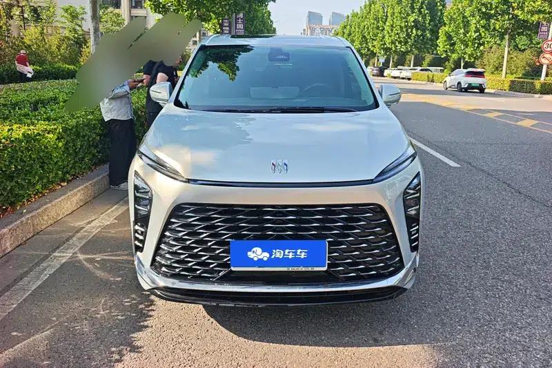 Buick GL8 PHEV 2026 Luxury 1.5T Smart Edition — миниатюра 2