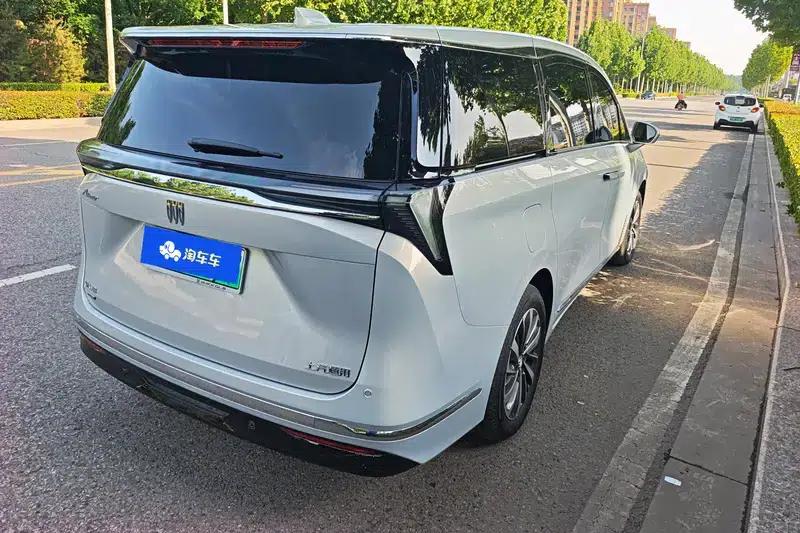 Buick GL8 PHEV 2026 Luxury 1.5T Smart Edition — миниатюра 3