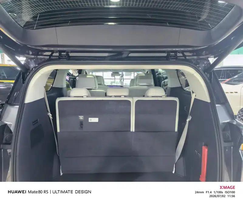 Buick GL8 PHEV 2026 Luxury Edition 1.5T — миниатюра 21
