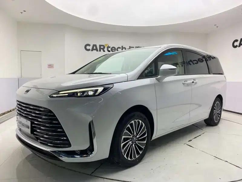 Buick GL8 PHEV 2025 Land Cruiser 1.5T First Enjoy Edition — миниатюра 6
