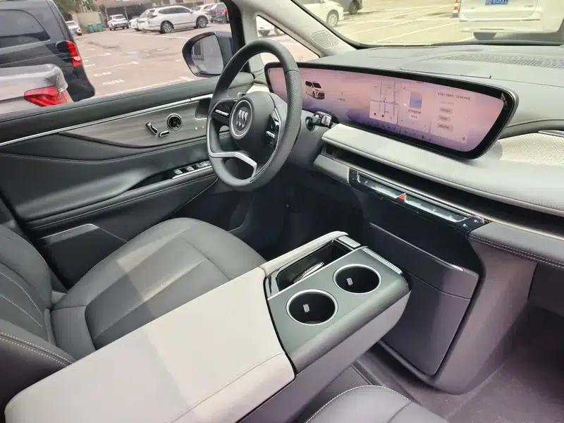 Buick GL8 PHEV 2026 Luxury 1.5T Smart Edition — миниатюра 11