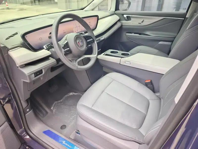 Buick GL8 PHEV 2026 Luxury 1.5T Smart Edition — миниатюра 15