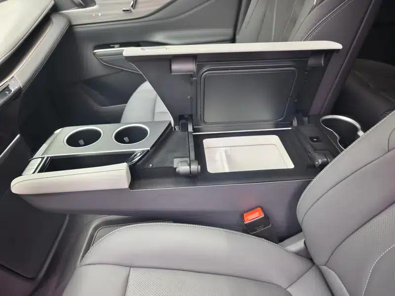 Buick GL8 PHEV 2026 Luxury 1.5T Smart Edition — миниатюра 19