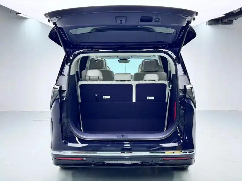 Buick GL8 PHEV 2026 Luxury Edition 1.5T — миниатюра 18