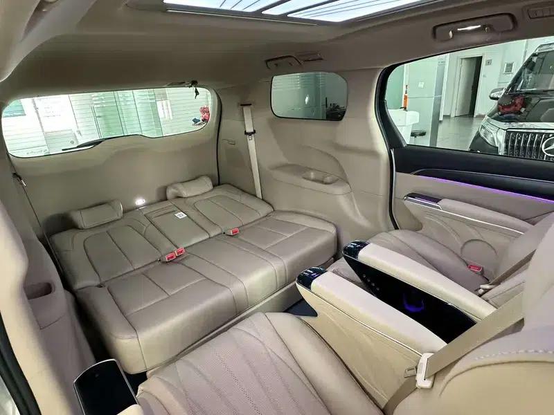 Buick GL8 PHEV 2025 Land Cruiser 1.5T First Enjoy Edition — миниатюра 19
