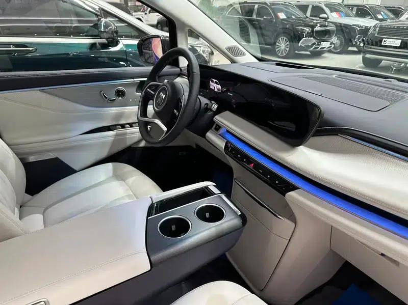 Buick GL8 PHEV 2026 Luxury Edition 1.5T — миниатюра 14