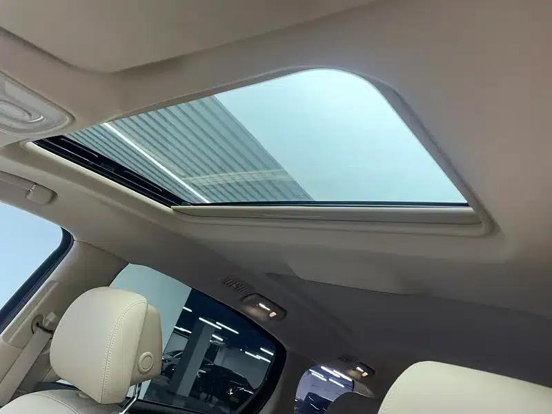Buick GL8 PHEV 2025 Land Cruiser 1.5T First Enjoy Edition — миниатюра 19
