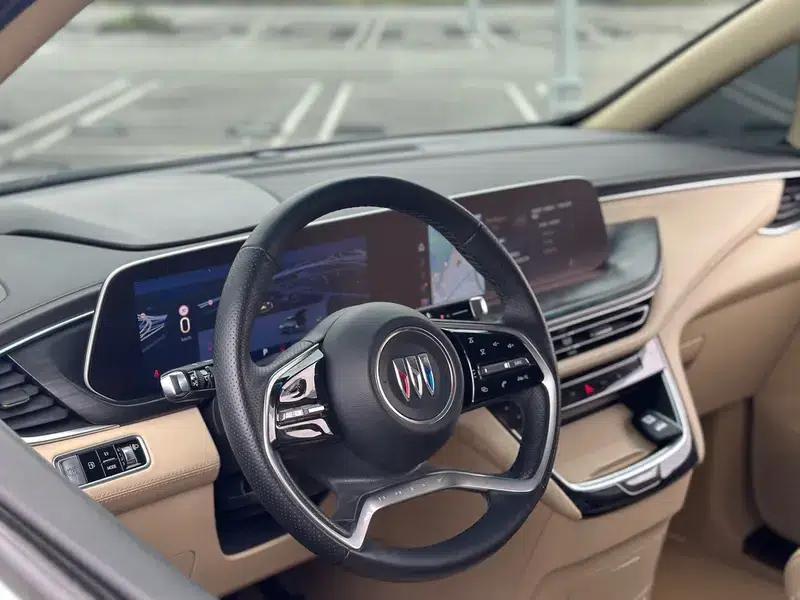 Buick GL8 PHEV 2025 Land Cruiser 1.5T Smart Edition — миниатюра 13