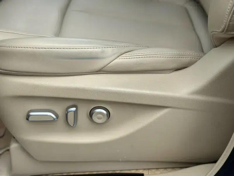 Buick GL8 PHEV 2025 Land Cruiser 1.5T Smart Edition — миниатюра 15