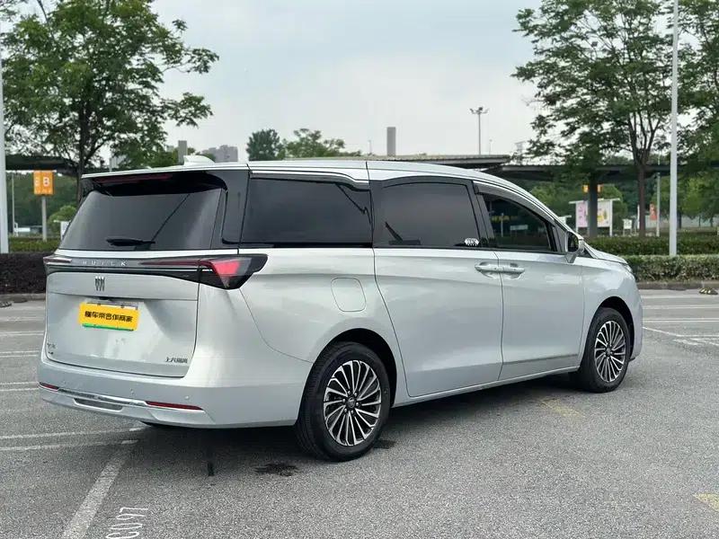 Buick GL8 PHEV 2025 Land Cruiser 1.5T Smart Edition — миниатюра 6