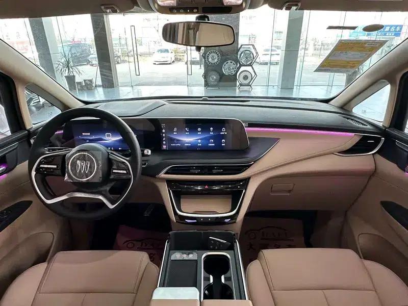 Buick GL8 PHEV 2025 Land Cruiser 1.5T First Enjoy Edition — миниатюра 9
