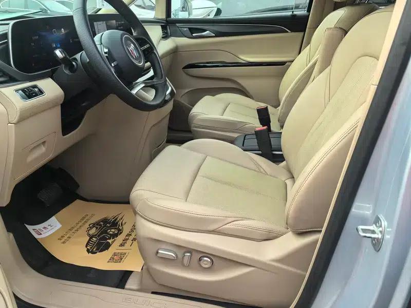 Buick GL8 PHEV 2025 Land Cruiser 1.5T Premium Edition — миниатюра 14