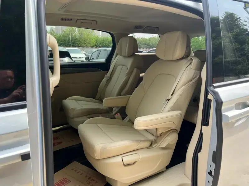 Buick GL8 PHEV 2025 Land Cruiser 1.5T Smart Edition — миниатюра 16