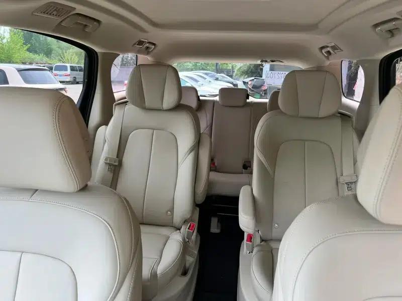 Buick GL8 PHEV 2025 Land Cruiser 1.5T Smart Edition — миниатюра 18