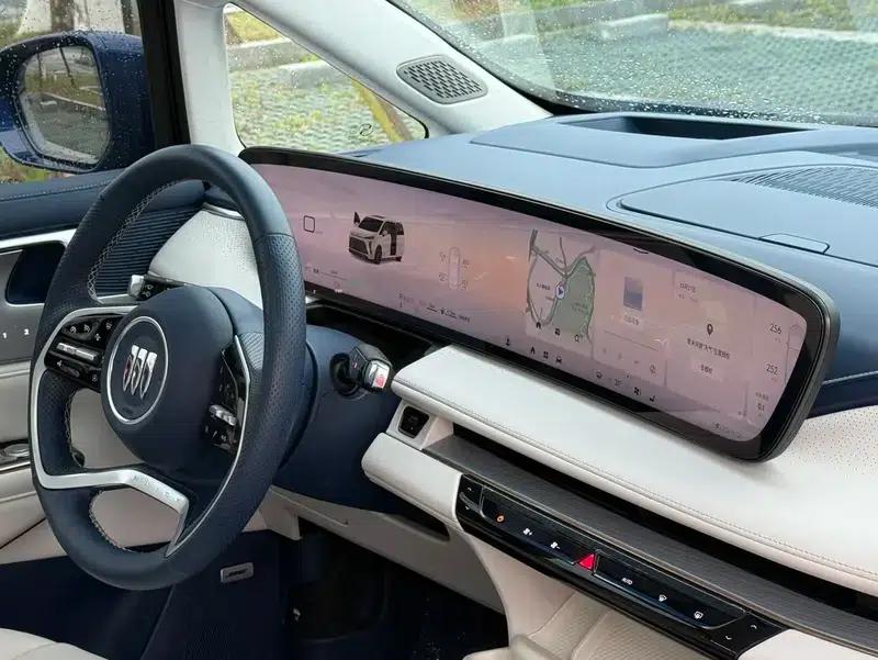 Buick GL8 PHEV 2024 Luxury Edition 1.5T 6-seat Luxury Version — миниатюра 15