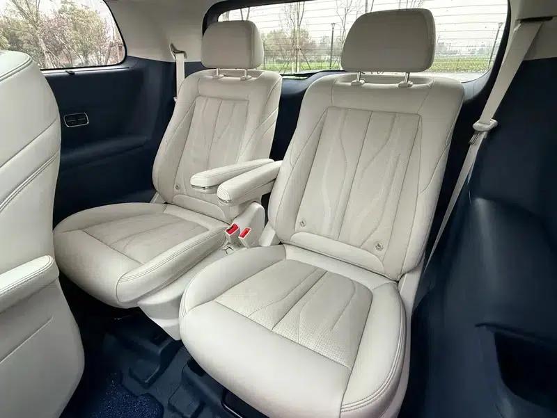 Buick GL8 PHEV 2024 Luxury Edition 1.5T 6-seat Luxury Version — миниатюра 22