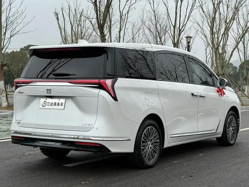 Buick GL8 PHEV 2024 Luxury Edition 1.5T 6-seat Luxury Version — миниатюра 6
