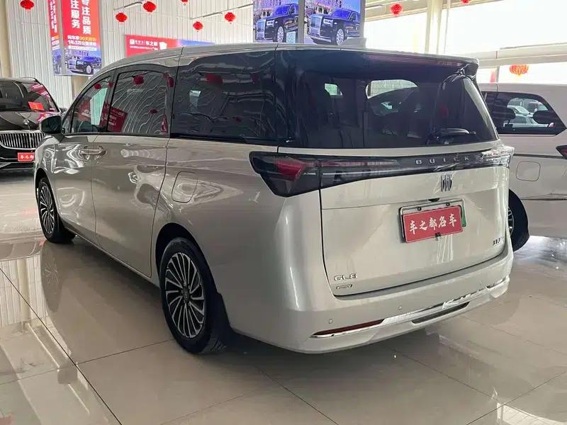 Buick GL8 PHEV 2025 Land Cruiser 1.5T Premium Edition — миниатюра 4
