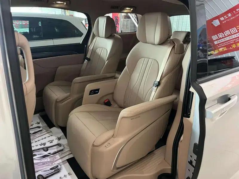 Buick GL8 PHEV 2025 Land Cruiser 1.5T Premium Edition — миниатюра 10