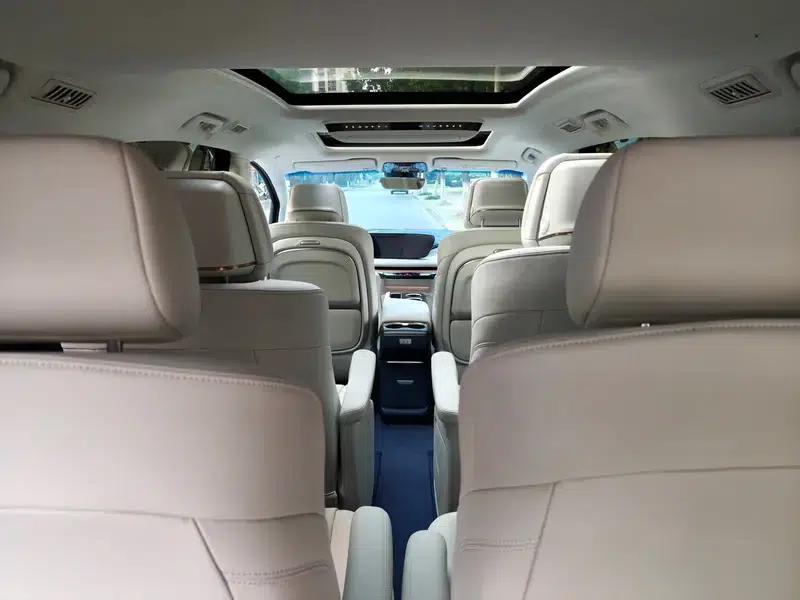 Buick GL8 PHEV 2024 Luxury Edition 1.5T 6-seat Luxury Version — миниатюра 14