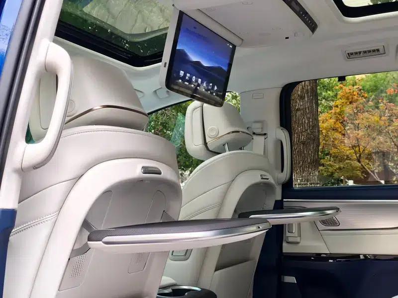 Buick GL8 PHEV 2024 Luxury Edition 1.5T 6-seat Luxury Version — миниатюра 8